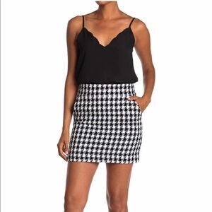 Veronica Beard Arezzo Patterned Pencil Skirt, Size 8, NWT